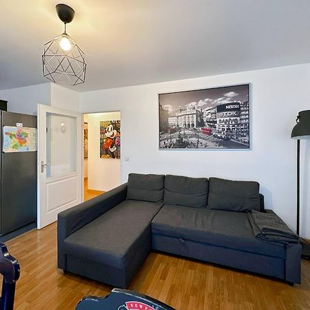 Les Paves De Prague - Appartement Pour 4 A 10 Minutes De Disneyland Paris Montévrain Zewnętrze zdjęcie